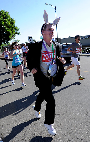 The White Rabbit running the 2012 Bolder Boulder